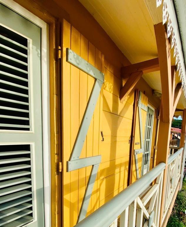 Habitation Baliache - Maison créole avec jardin privatif, plage à 200m Deshaies Exterior foto