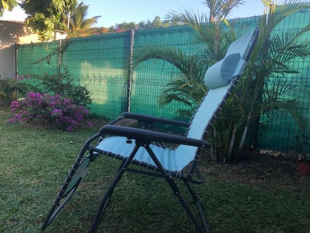 Habitation Baliache - Maison créole avec jardin privatif, plage à 200m Deshaies Exterior foto